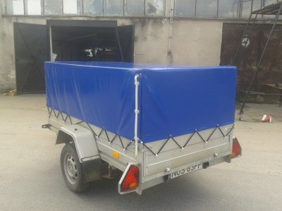 plandeka stelaże plandeki okrycia płachty namioty handlowe zadaszenia